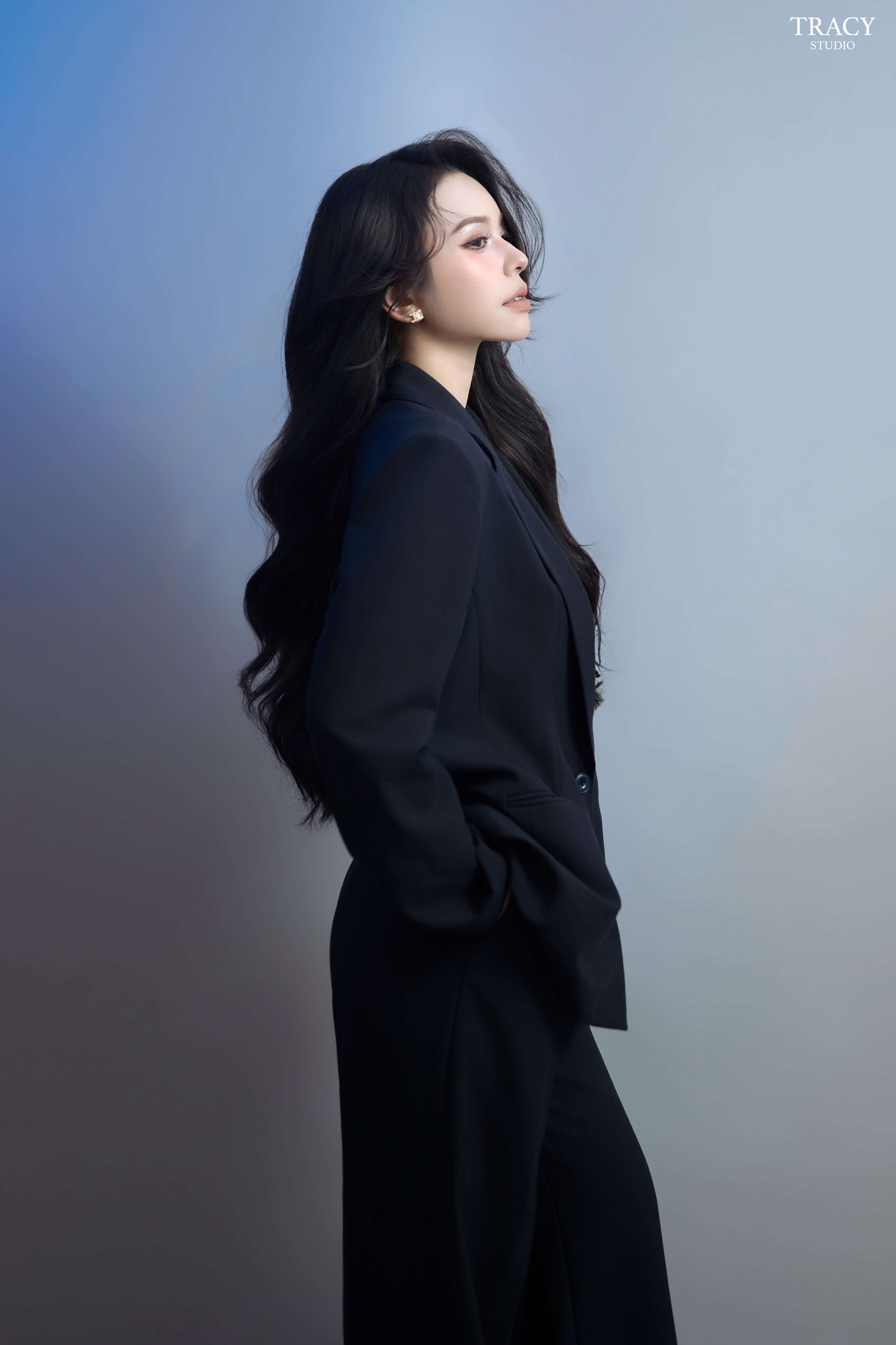 frontend/img/gallery/concept-cool-ngau-slay/tracy-studio-chup-dien-vien-Nhat-Ha (10).jpg